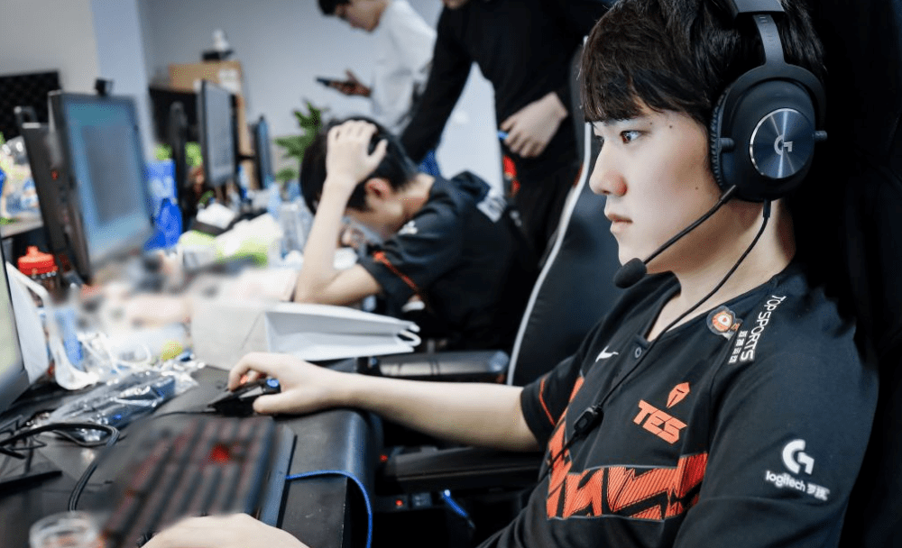 JackeyLove意外战胜利物浦，比赛规则变更引爆全场！赢得满堂喝彩(troublemaker双人舞蹈)