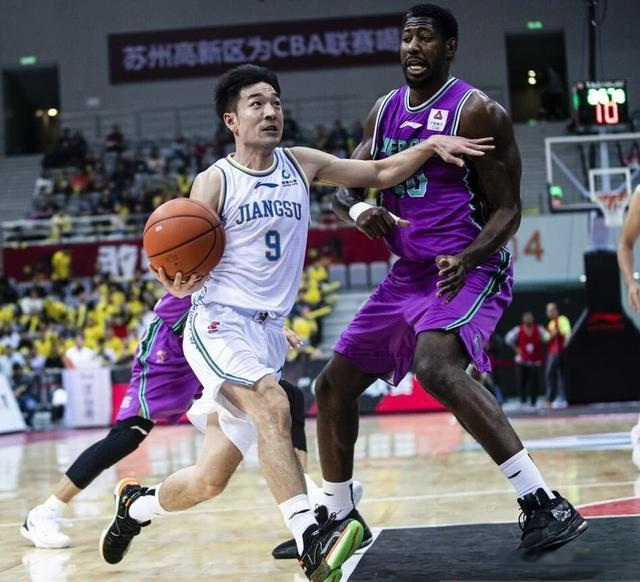 转折点！山东男篮豪取连胜，欧联窗口期攻防权衡，态度坚定，纪律约束更严格(郭士强为什么离开辽宁男篮)-开云