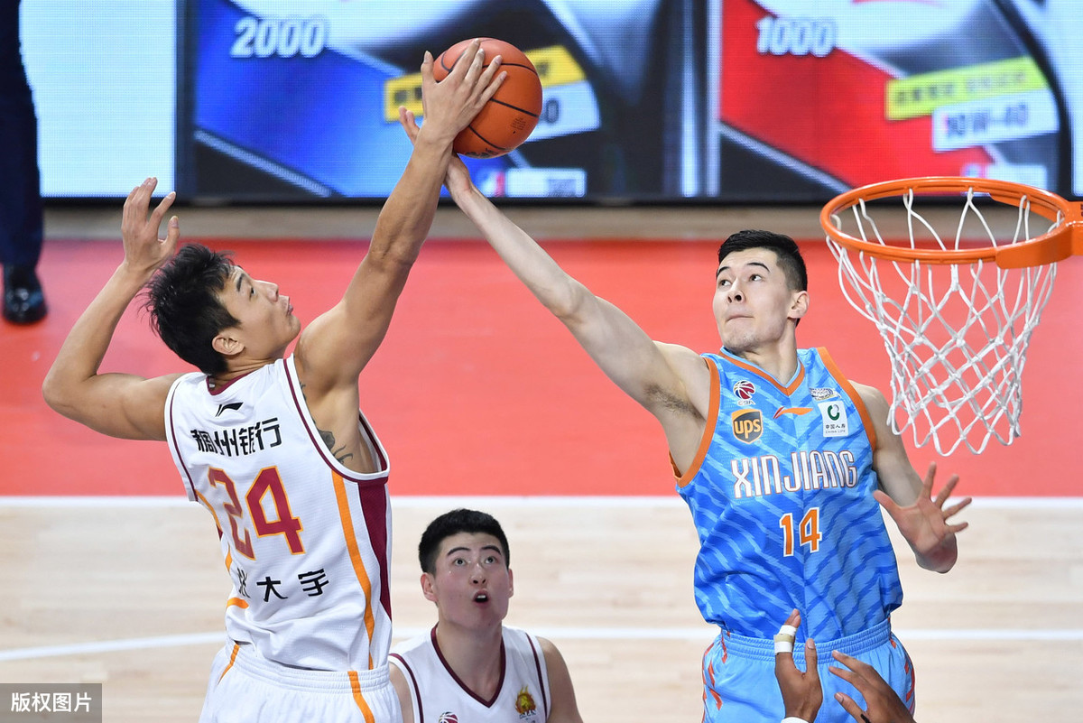 包含新疆广汇内部会议纪要流出：今晨单刀错失；CBA常规赛使命明确；阵容厚度经受考验的词条