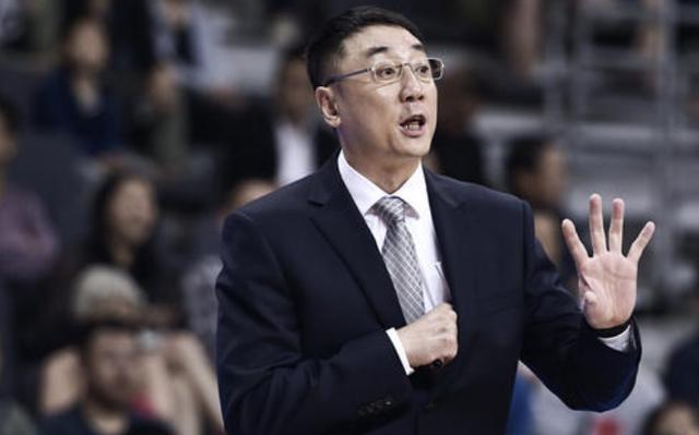 包含新疆广汇内部会议纪要流出：今晨单刀错失；CBA常规赛使命明确；阵容厚度经受考验的词条