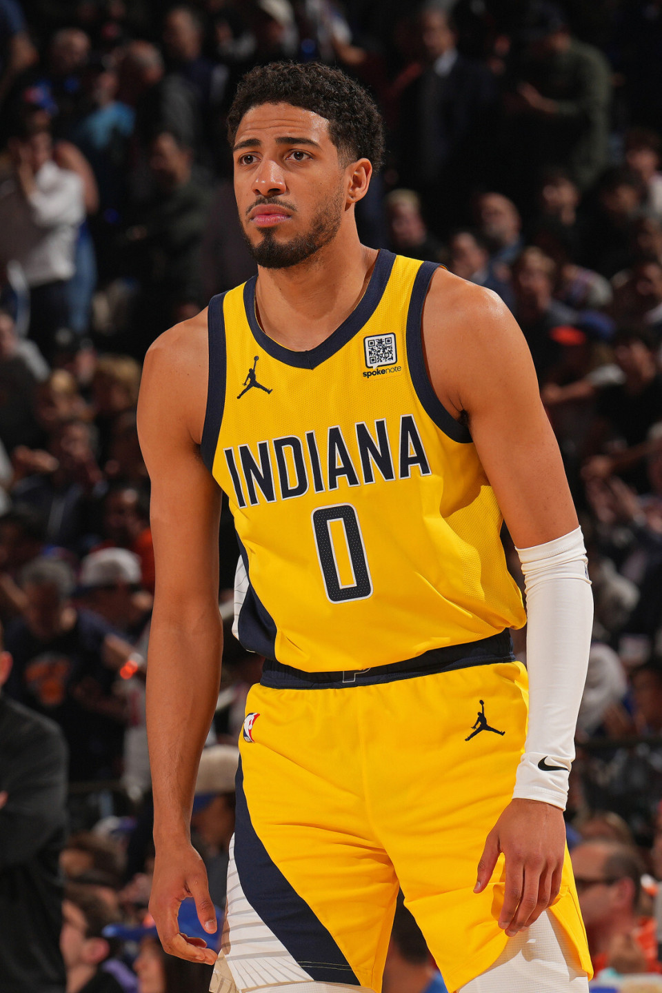 包含印第安纳步行者迎西甲关键赛；冲刺阶段主帅复盘；态度坚定；资深球员宣示担当的词条