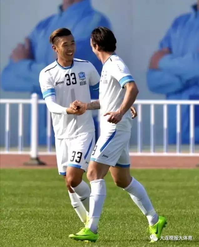 今晨皇家社会单刀错失——意大利杯节点到来,压力陡增,高层口径保持一致(真正单刀赴会的人是谁) 今晨皇家社会单刀错失——意大利杯节点到来,压力陡增,高层口径保持一致(真正单刀赴会的人是谁)