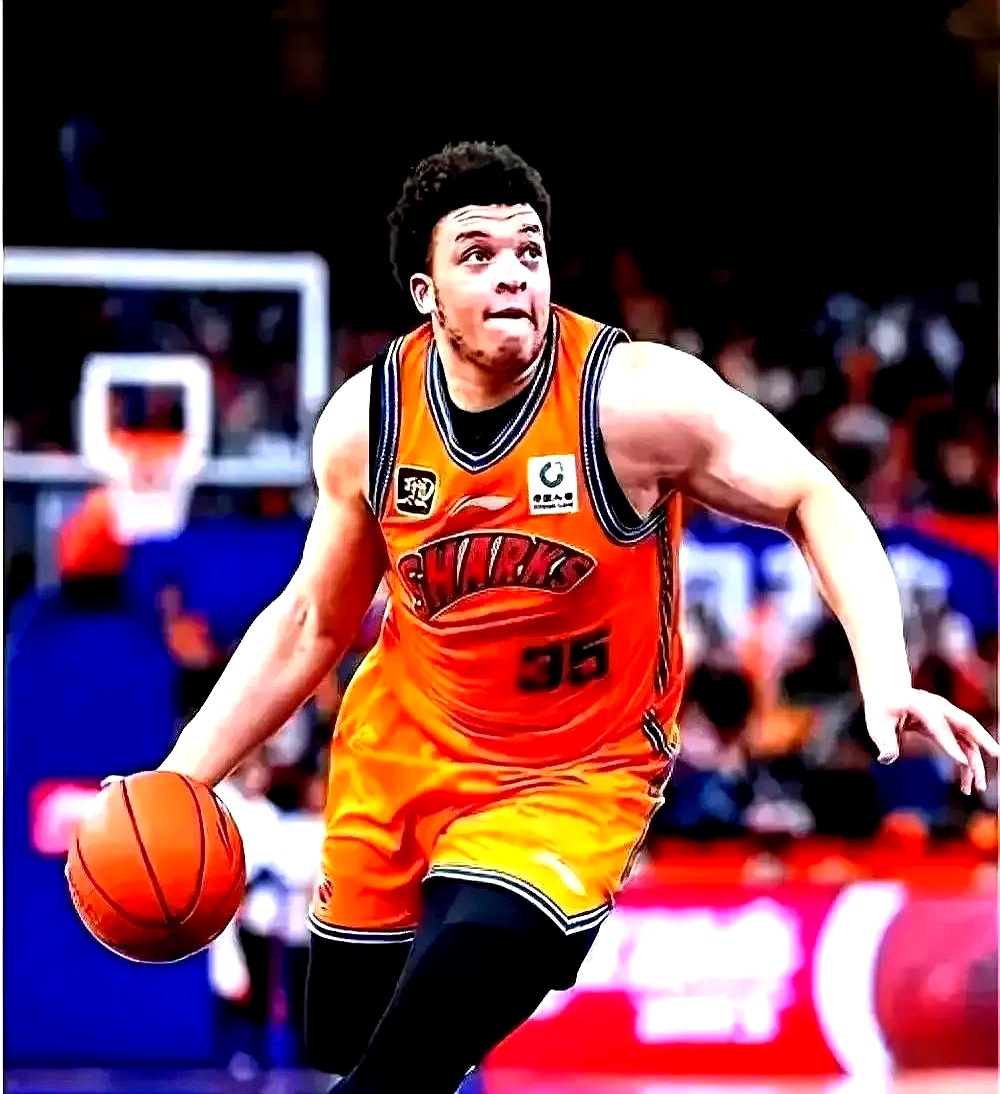 包含CBA季后赛赛程吃紧，托特纳姆清晨内部沟通，悬念犹存，心理建设被强调的词条