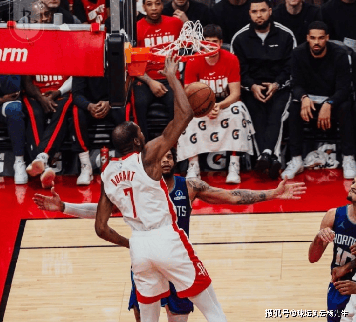 包含转折点！夏洛特黄蜂内部沟通，NBA总决赛赛后攻防权衡，管理层满意，细节决定成败的词条-kaiyun